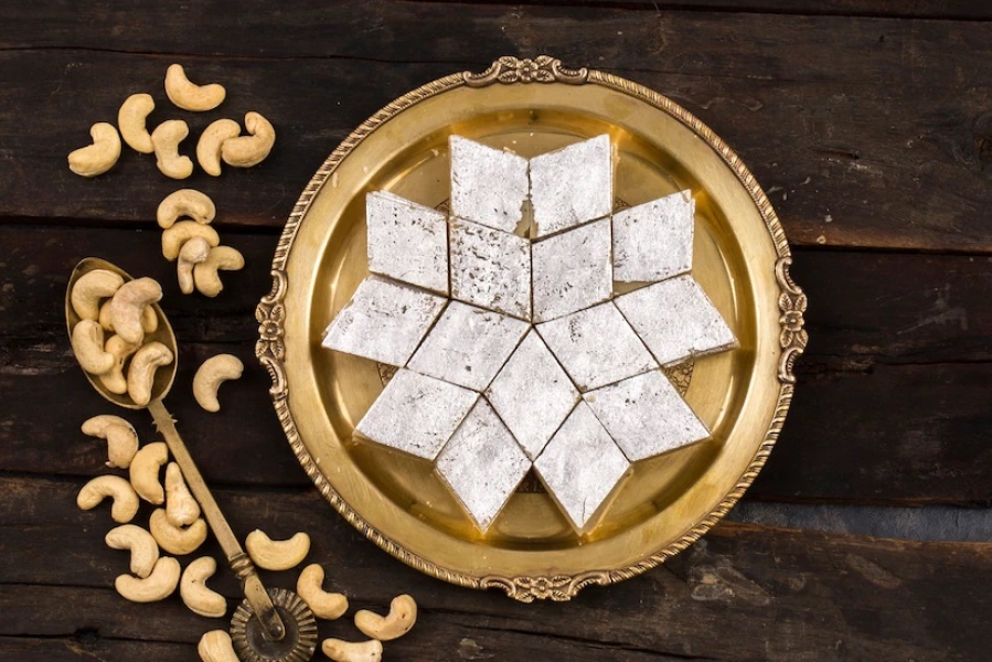 KAJU KATLI